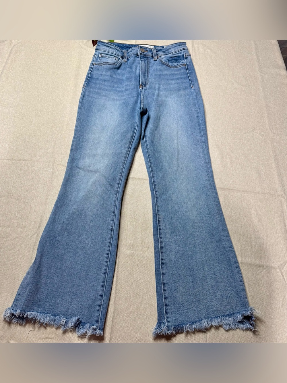 Risen High Rise Flare Jeans Raw Hem Light Wash Stretch Size 7/28 - Picture 2 of 12